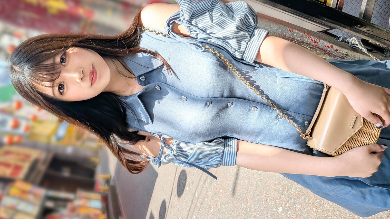 若月由衣 元アイドルむっちりOLハメ撮り